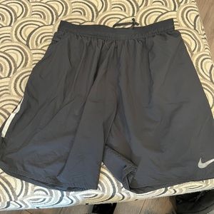 Nike mens large shorts. Smoke free home